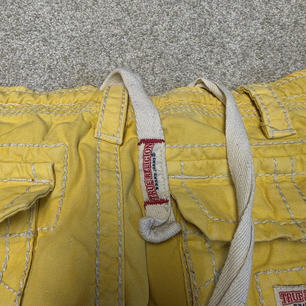 True‎ Religion Cargo Jean Shorts Y2K Yellow Jorts Streetwear Hip Hop Embroidered